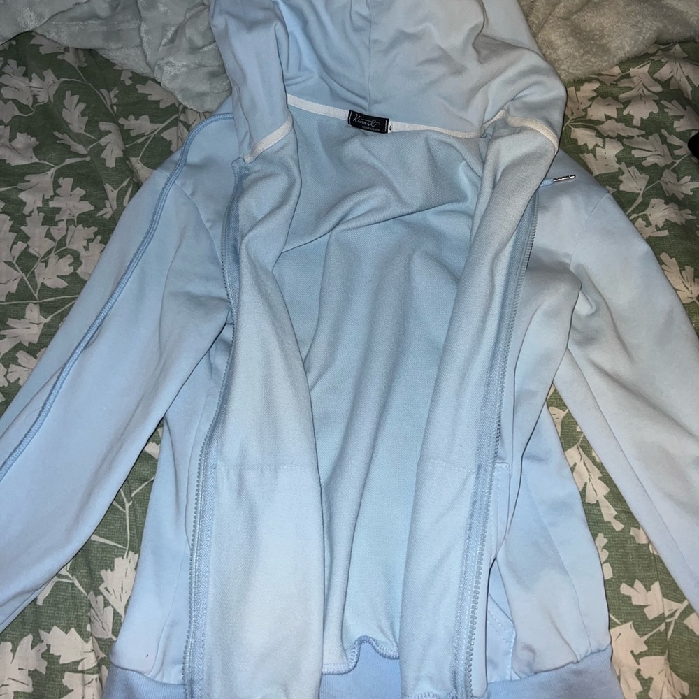zip up jacket